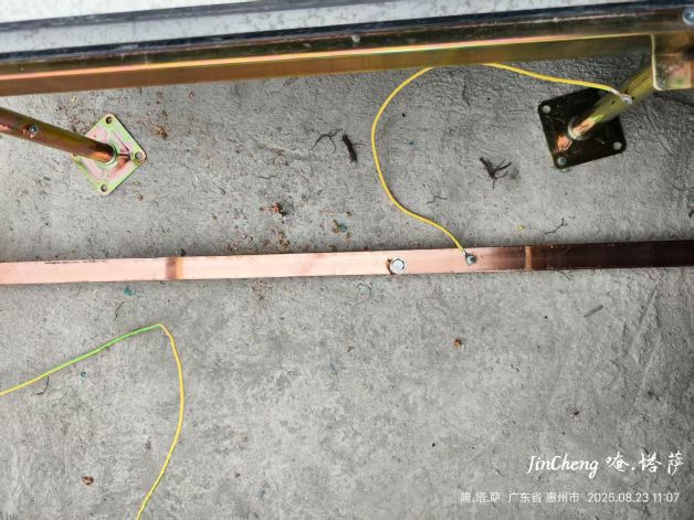 静电地板支架与接地均压环连接